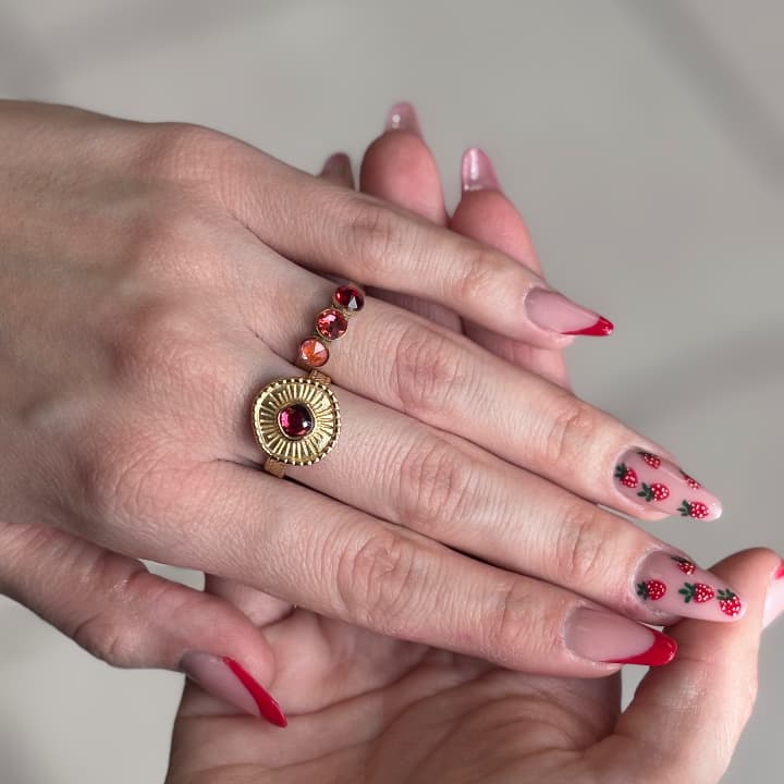 Pour sublimer vos mains..de jolies bagues??